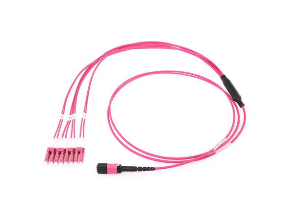 ECS Fanout MPO-LC 8x50/125 OM4 QSFP+ to 4xSFP+, QSFP28 to 4xSFP28,Pol B 