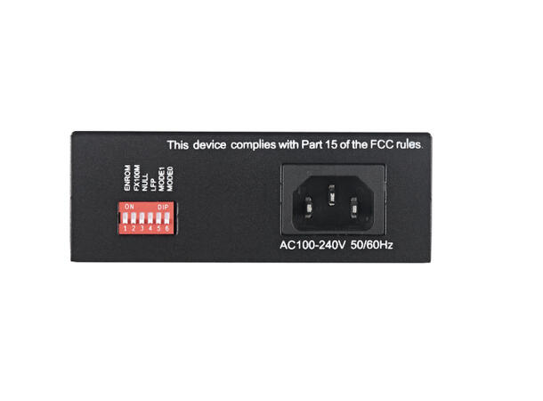 Media Converter 10/100/1000  SFP int PWR PoE+ 10/100/1000B/T til SFP 100/1000 